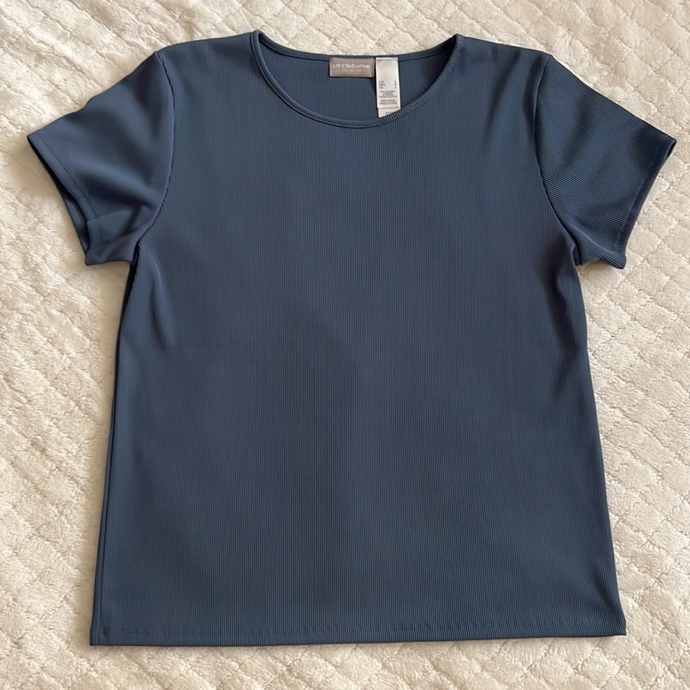 Liz Claiborne ribbed T-shirt
